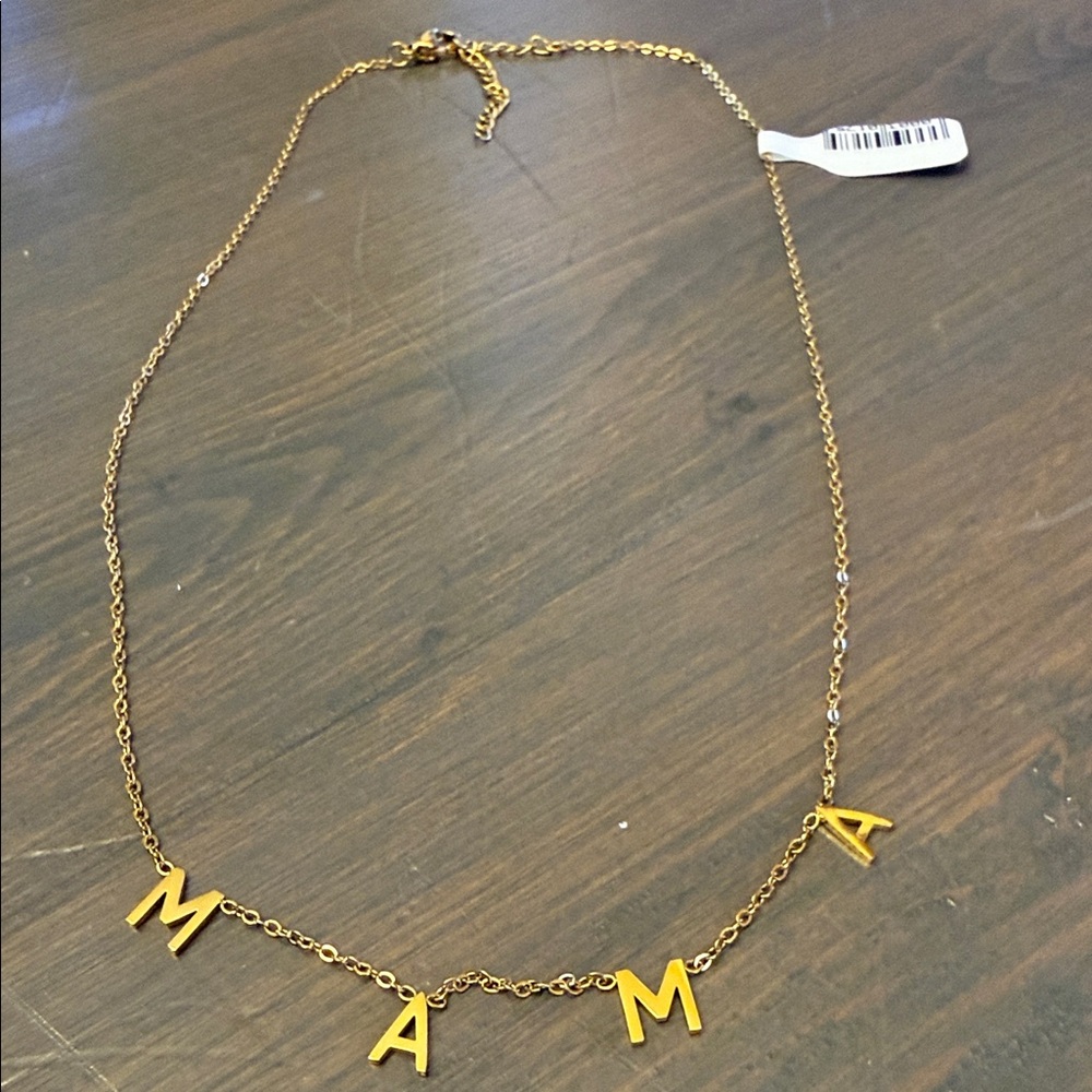 Gold 'MAMA' Necklace